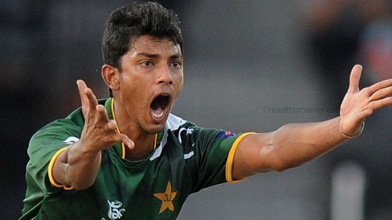  Hasan Raza - Top on the list of the Youngest cricketer to play international cricket history