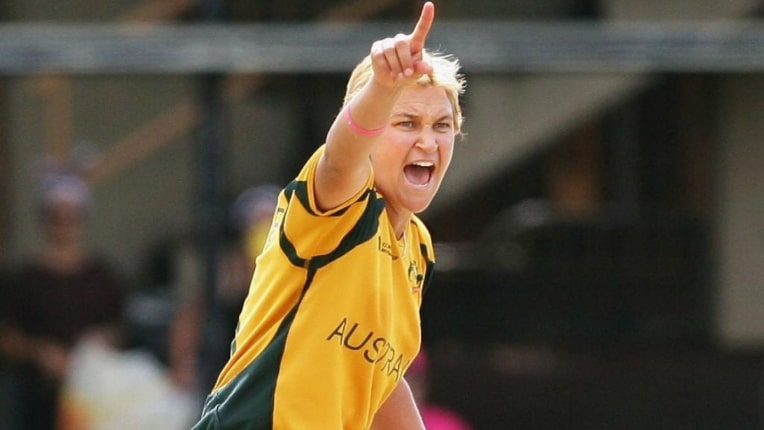 Shelley Nitschke (One Of The Best Australian Women Bowlers)